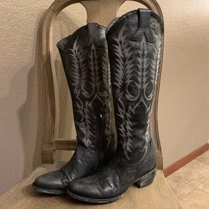 Old Gringo cowboy boots